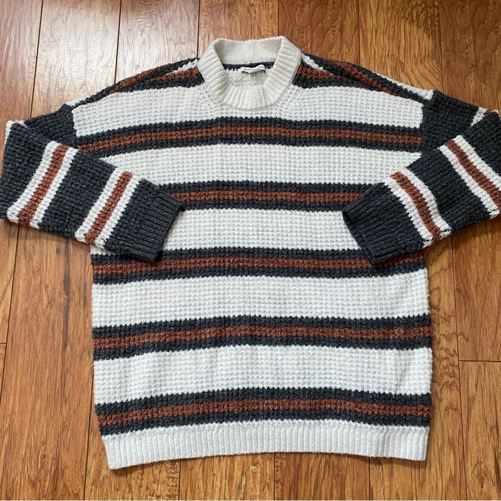 American Eagle Stripped Sweater